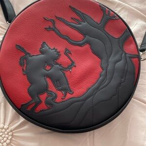La Femme En Noir Sleepy Hollow Red & Black Headless Horseman Crossbody Bag